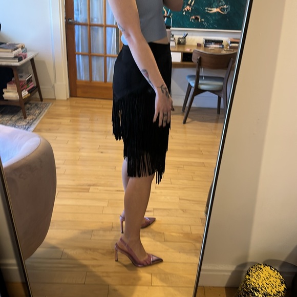 BLOGGER FAVE Zara Suede flapper skirt / fringe skirt - Picture 8 of 12